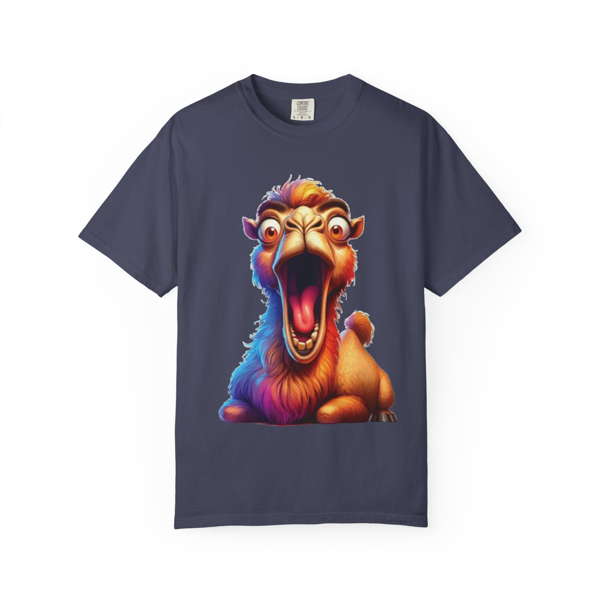 Hilarious Screaming Camel Cartoon – Desert Chaos Meme T-Shirt