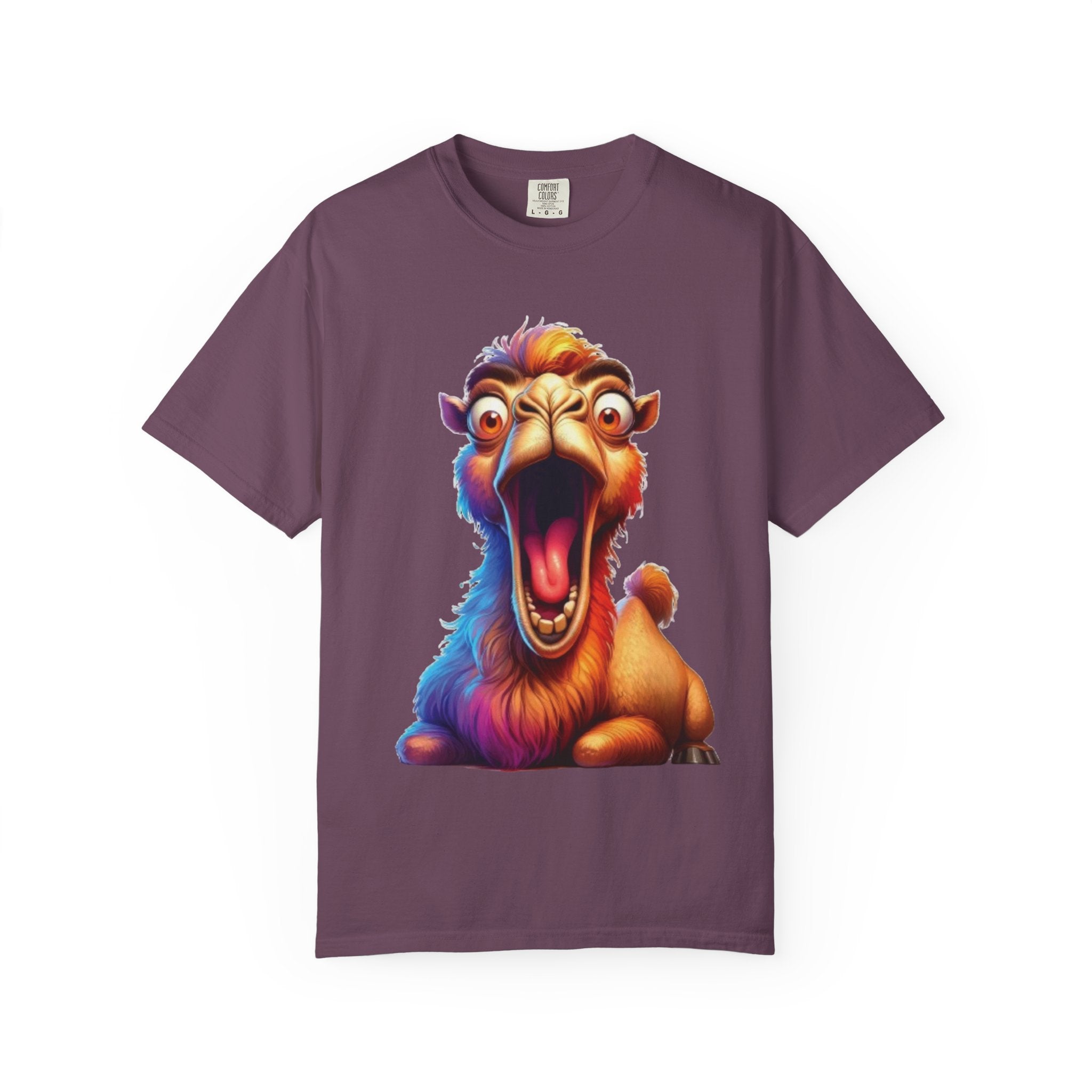 Hilarious Screaming Camel Cartoon – Desert Chaos Meme T-Shirt