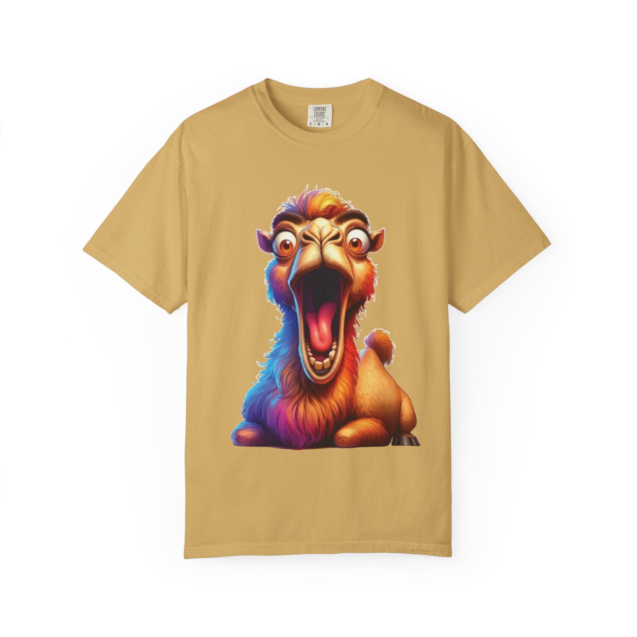 Hilarious Screaming Camel Cartoon – Desert Chaos Meme T-Shirt