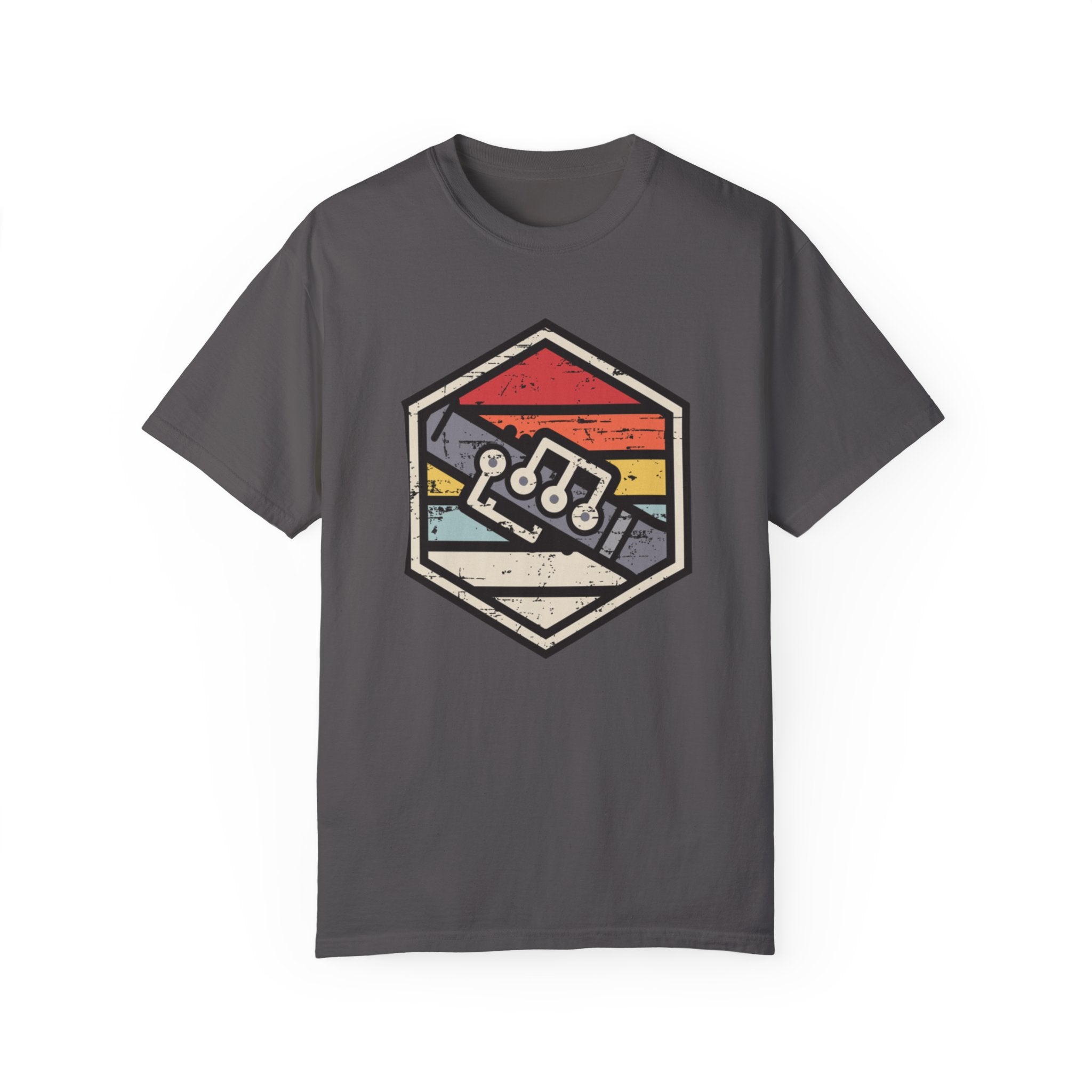 Retro Badge Oboe T-Shirt – Vintage Woodwind Music Tee for Oboists & Band Fans