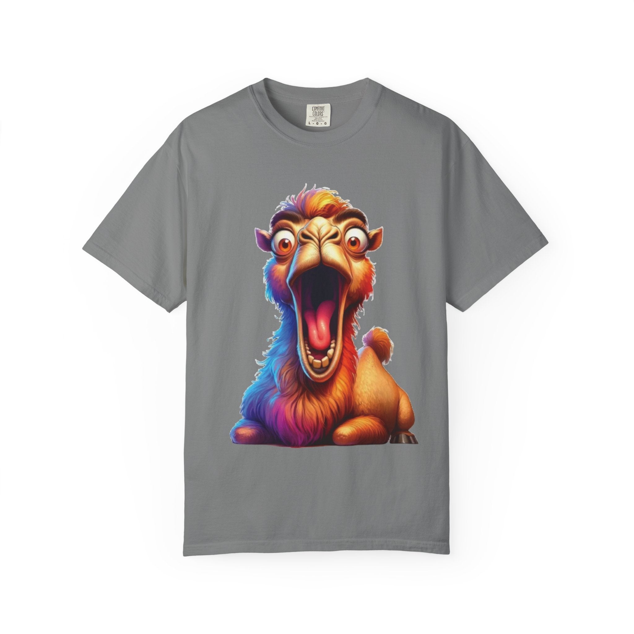 Hilarious Screaming Camel Cartoon – Desert Chaos Meme T-Shirt