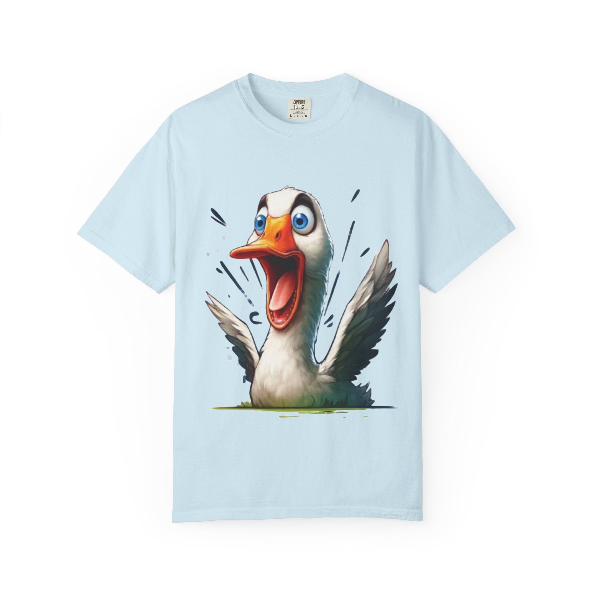 Hilarious Screaming Swan Cartoon – Graphic Tee for Meme Lovers