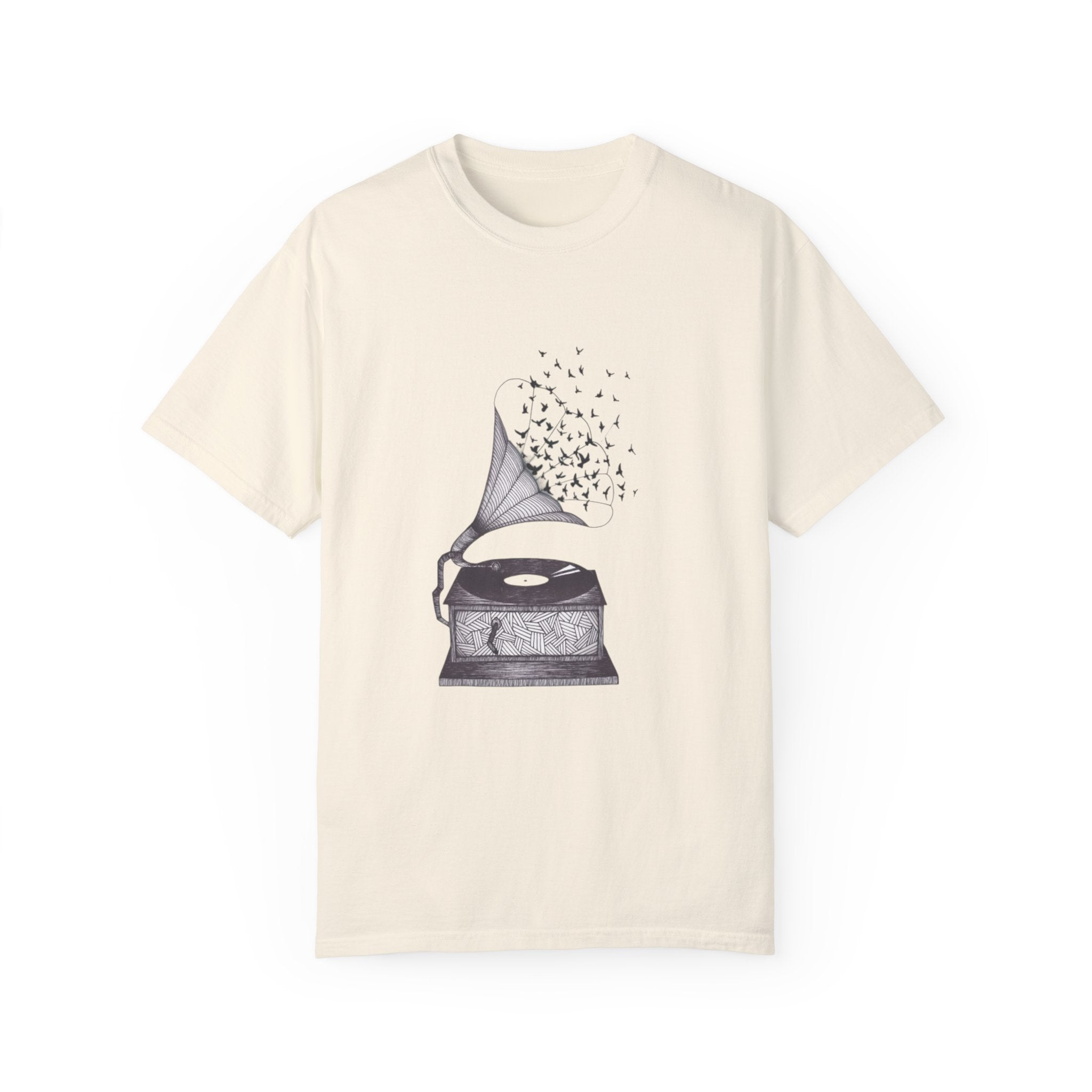 Escape T-Shirt – Minimalist Adventure Graphic Tee for Free Spirits