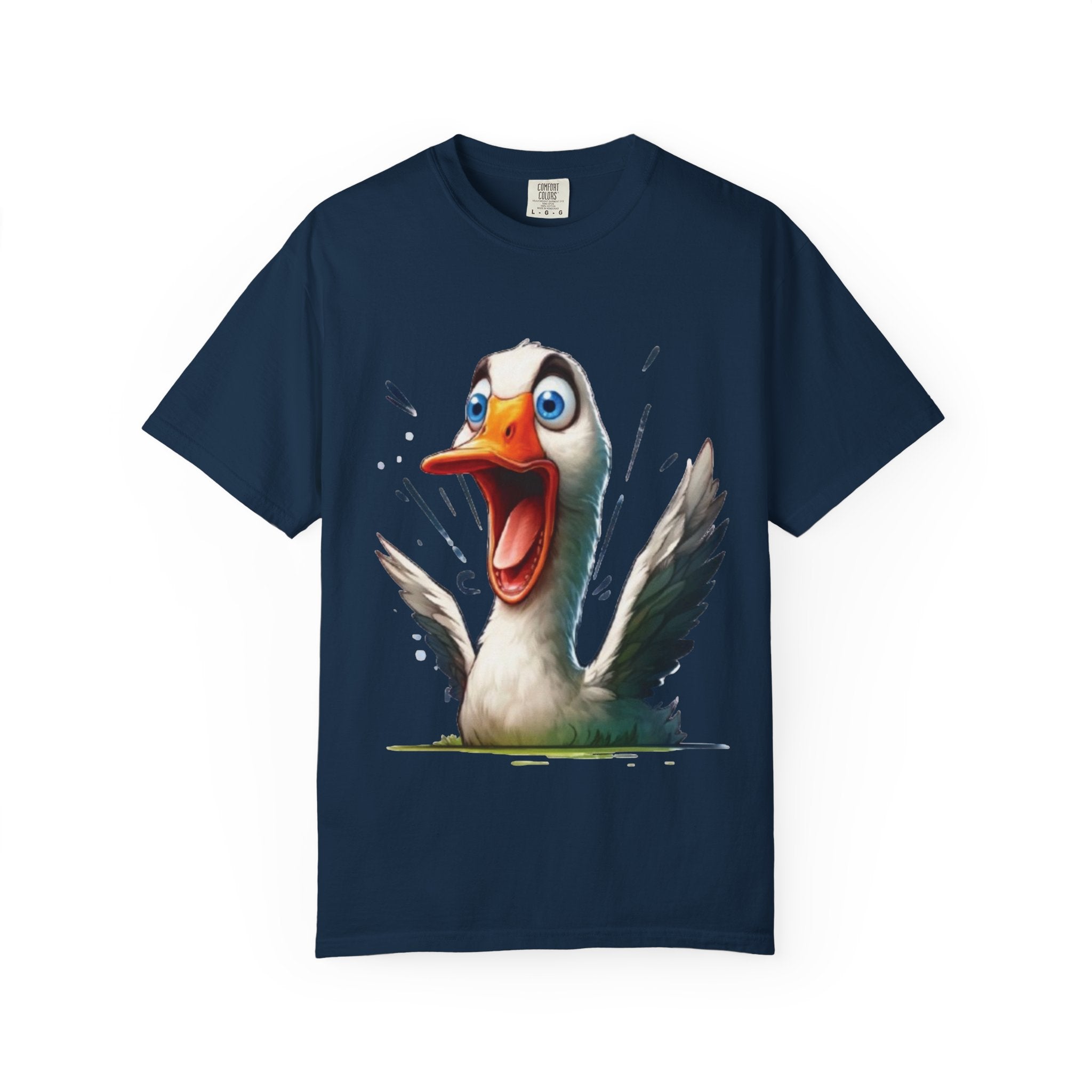 Hilarious Screaming Swan Cartoon – Graphic Tee for Meme Lovers