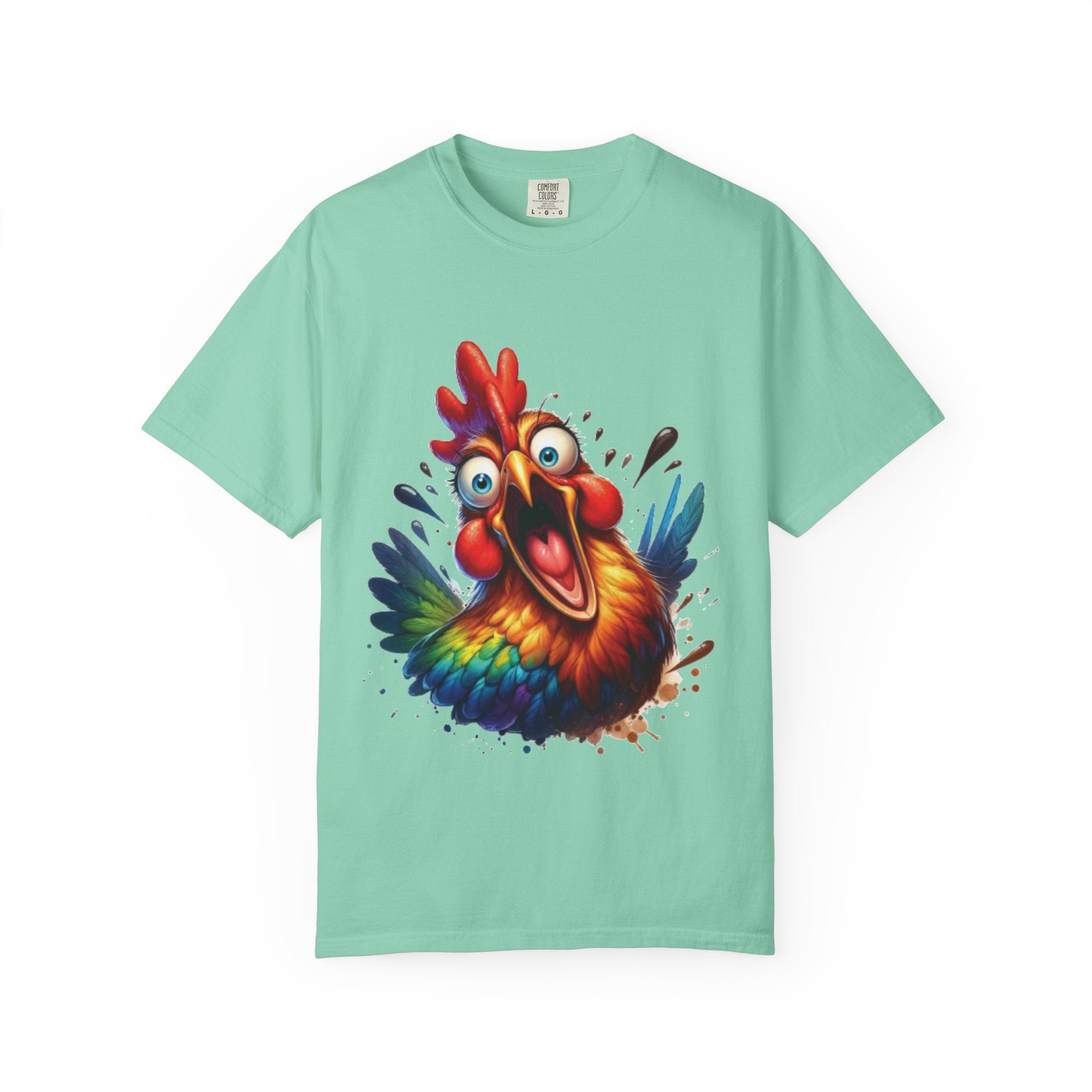 Hilarious Screaming Chicken – Chaotic Poultry Panic Meme T-Shirt